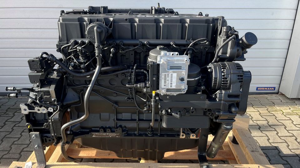 Deutz Motor TCD2013 L06 4V 261KW ! NEU !