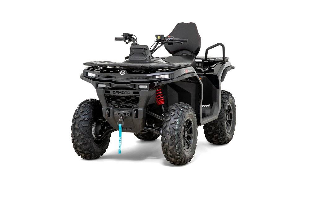 CFMOTO CFORCE C4 Touring ATV in Nebula Black inkl. Zubehör